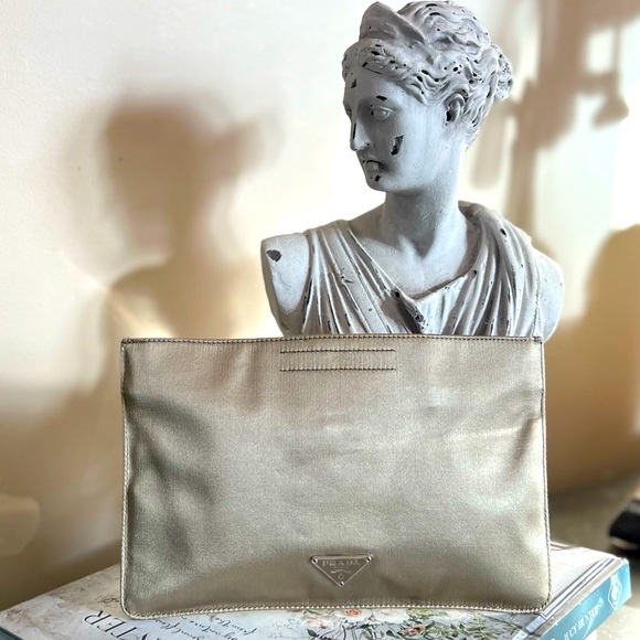 Prada Fumo Tessuto Vela Clutch - Picture 1 of 13